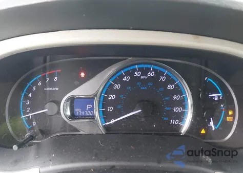 2013 Toyota Sienna Xle V6 8 Passenger from USA, damaged, VIN 5TDYK3DC8DS314677